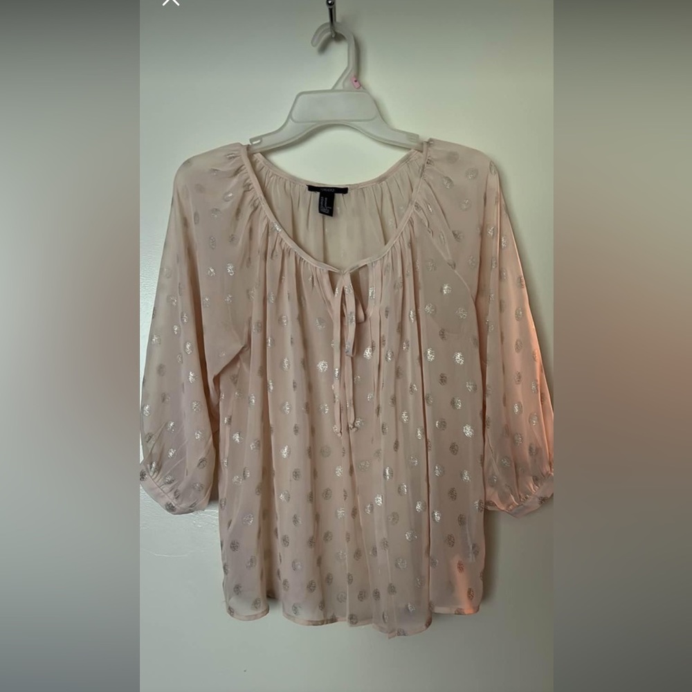 Spotted Forever21 Peasant Top 🌸